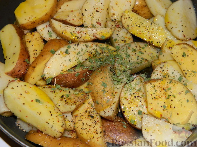 Картофель в духовке (дольками с чесноком) - готовое блюдо
