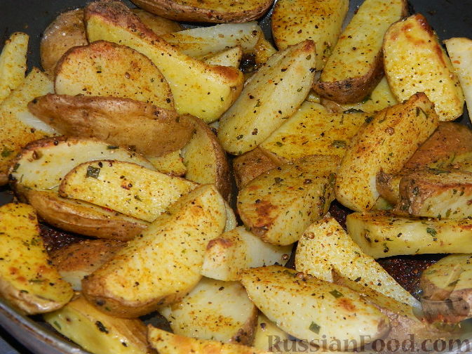 Картофель в духовке (дольками с чесноком) - готовое блюдо