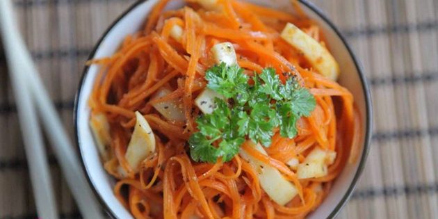 Салат с корейской морковью и кальмарами
