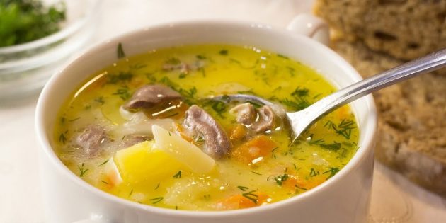 Рецепты: Суп с куриными сердечками и сыром