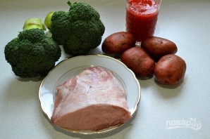 Картофель с мясом и брокколи - фото шаг 1