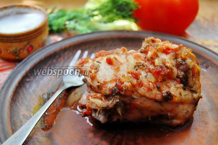 Фото рецепта Курица в томатном маринаде запечённая в рукаве