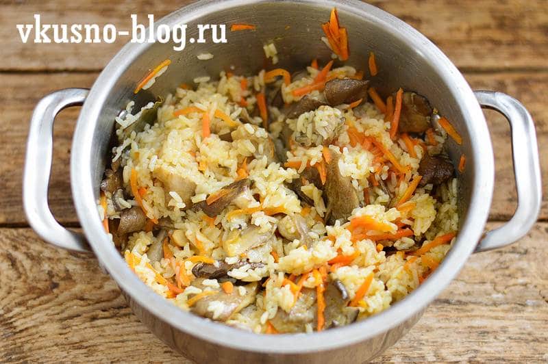 Рис с грибами рецепт пошагово