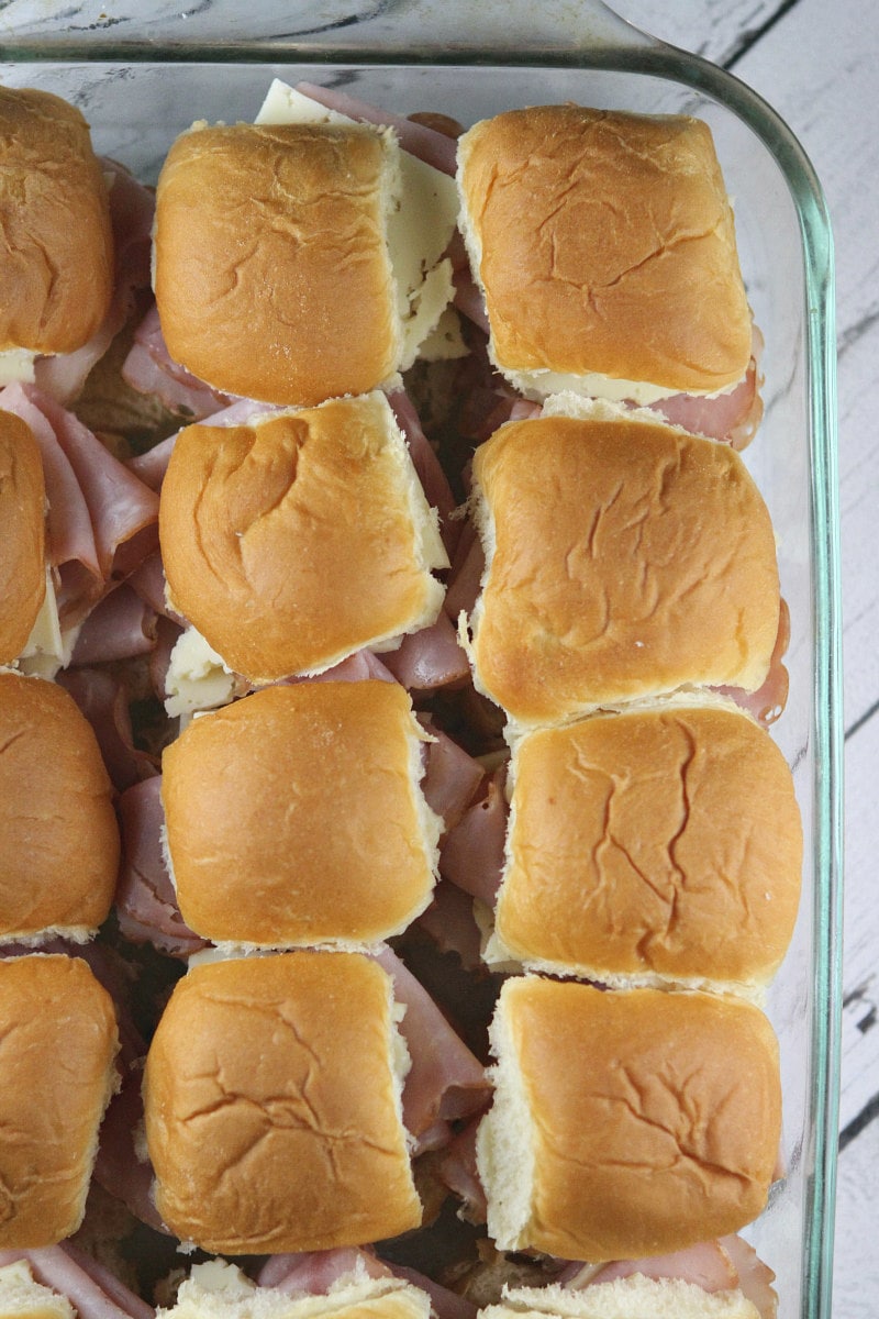 How to Make Baked Ham and Cheese Sliders